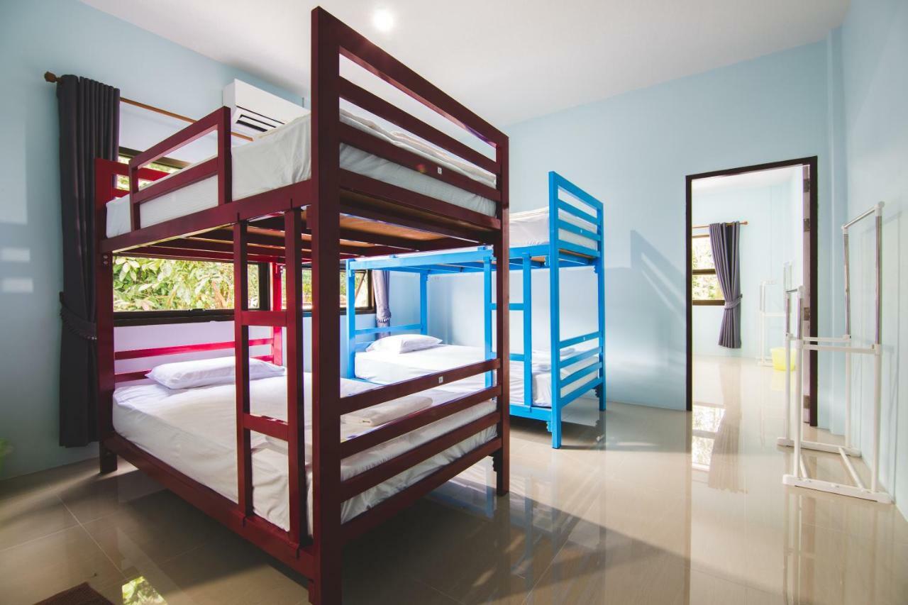 Khaosok Secret Hostel Khao Sok National Park Экстерьер фото